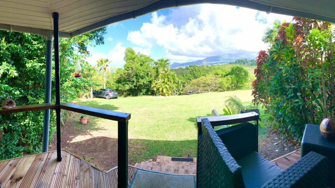 Lodge Colibris Vue Panoramique Mer Et Montagne Pelee , 500 M Plage Dans Un Parc , Calme Assure Ideal Pour Decouvrir Le Nord Caraibes Le Carbet Exteriér fotografie